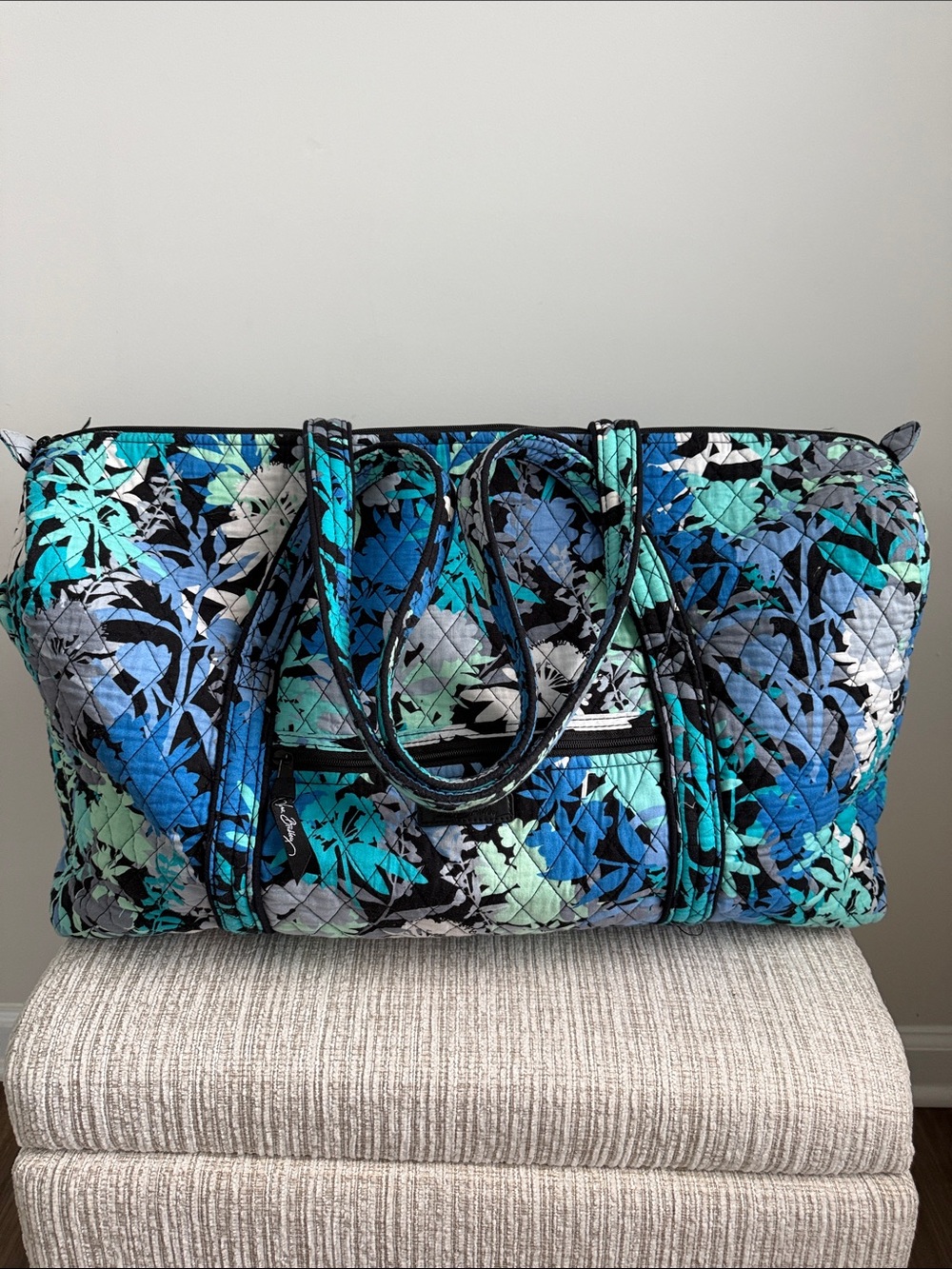 Vera Bradley Large Quilted Blue Camofloral Duffle Weekender Travel Bag - Picture 2 of 6